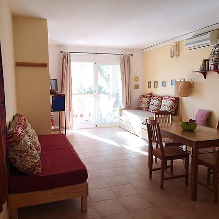 Casa Amarilla Apartment Ес Пухолс Екстериор снимка