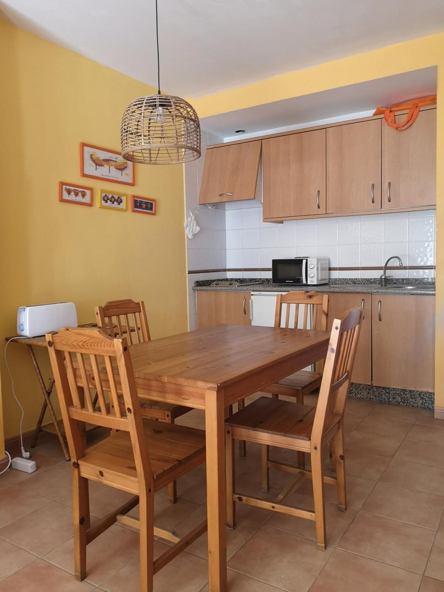 Casa Amarilla Apartment Ес Пухолс Екстериор снимка